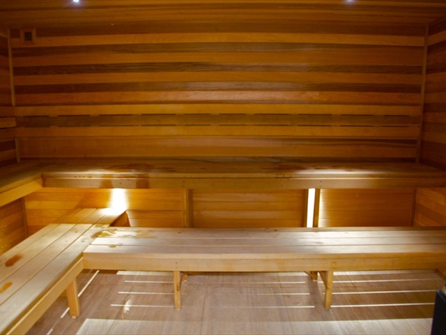 55th floor dry sauna